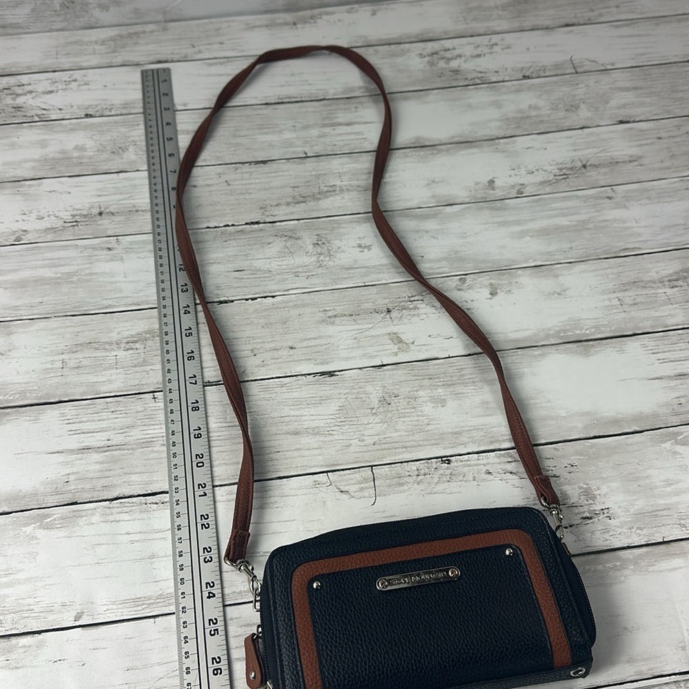 STONE MOUNTAIN Crossbody Brown Leather Purse 8x4” zipper small - Picture 3 of 10